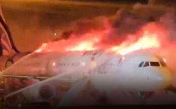 BREAKING 🚨 : Horror as fire breaks out on plane carrying 170 people
