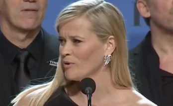 Reese Witherspoon admits she's ended friendship with A-list actor after she 'roasted' her at awards ceremony