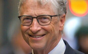 Bill Gates says he's given away over $100,000,000 but 'still has more to give'