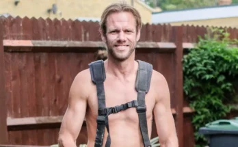 Man labelled ‘The Naked Carpenter’ jailed for 30 years for stabbing policeman 23 times