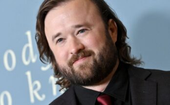 'Sixth Sense' child star Haley Joel Osment arrested as he grins in eerie mugshot